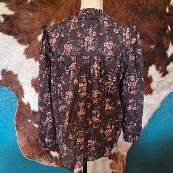 a.n.a Dark Floral Blouse with Ruffle Detail - Picture 6 of 8